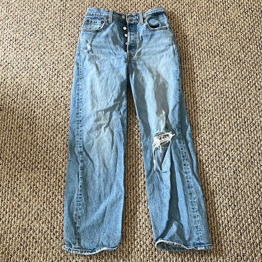 Levi mom jeans